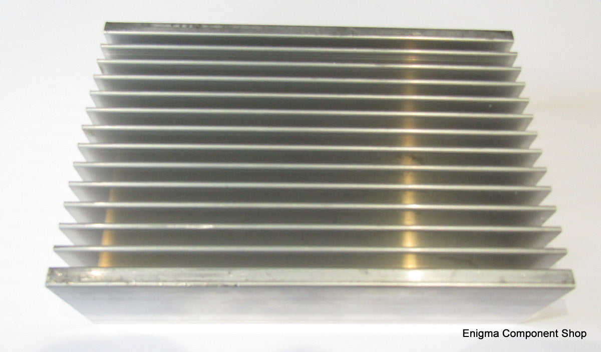 Dissipateur thermique en aluminium brut HS150 longueur 150 mm