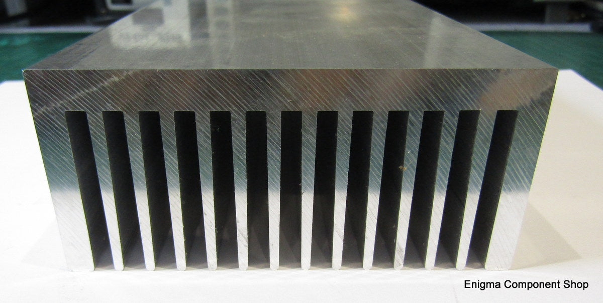 Dissipateur thermique en aluminium brut HS150 longueur 150 mm