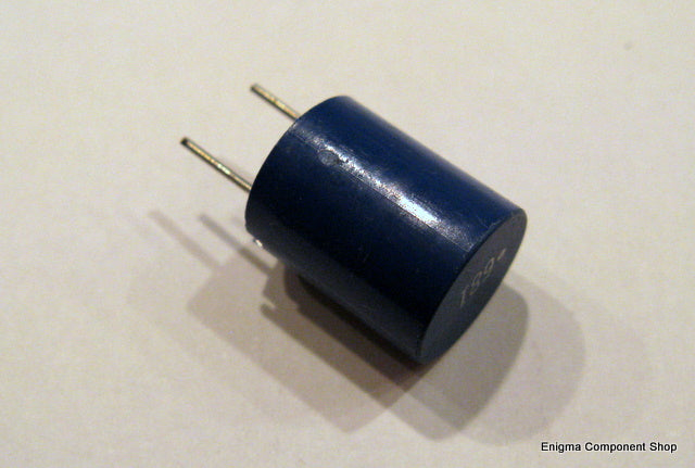 TSL1315 Inductor 680uH by TDK, a radial power inductor suitable for switching regulators, rated at 1.5A.