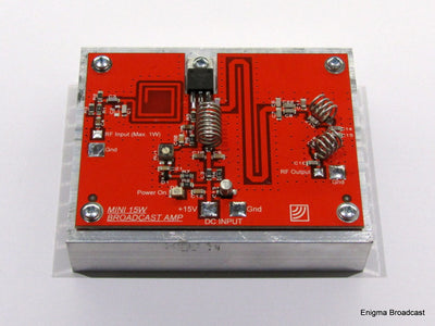 15W Broadcast Power Amplifier FM15 compact amplifier module mounted on a heatsink, designed for 88-108MHz FM broadcast band with high efficiency and broadband performance.