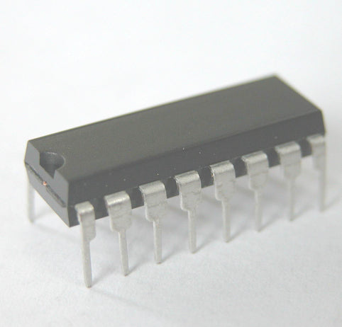 uPC1571C Compandor IC from NEC, a popular and genuine part in a 16 DIL package, ideal for audio applications.