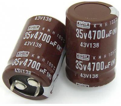 Condensateur électrolytique PCB enfichable 4700 uF, 80 V, haute température.